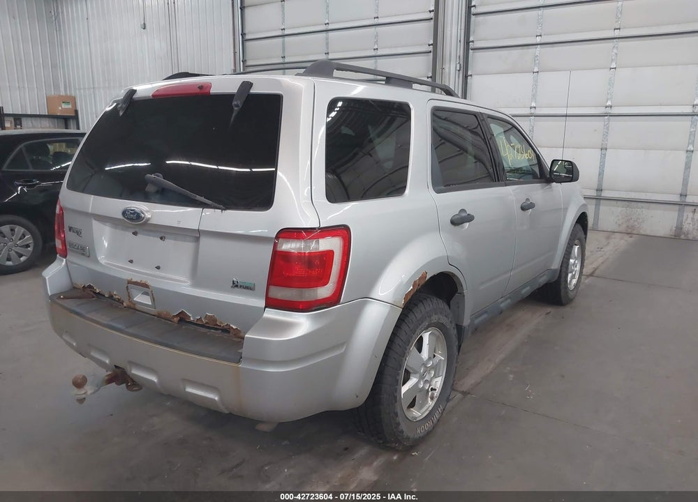 2010 FORD ESCAPE VIN: 1FMCU9DG7AKD33018