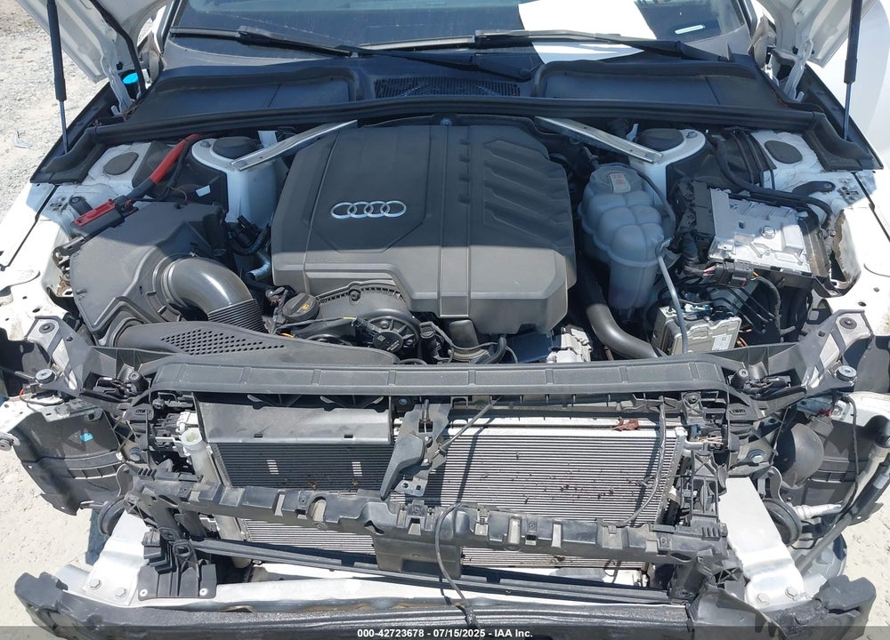 2022 AUDI A4 VIN: WAUEAAF46NN009800
