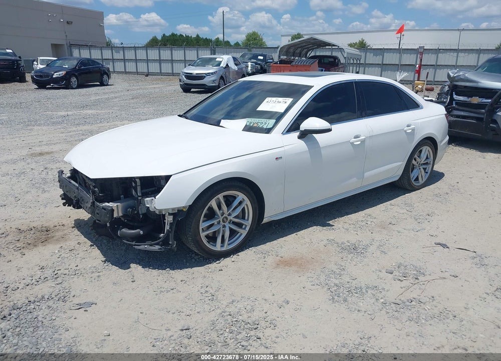 2022 AUDI A4 VIN: WAUEAAF46NN009800