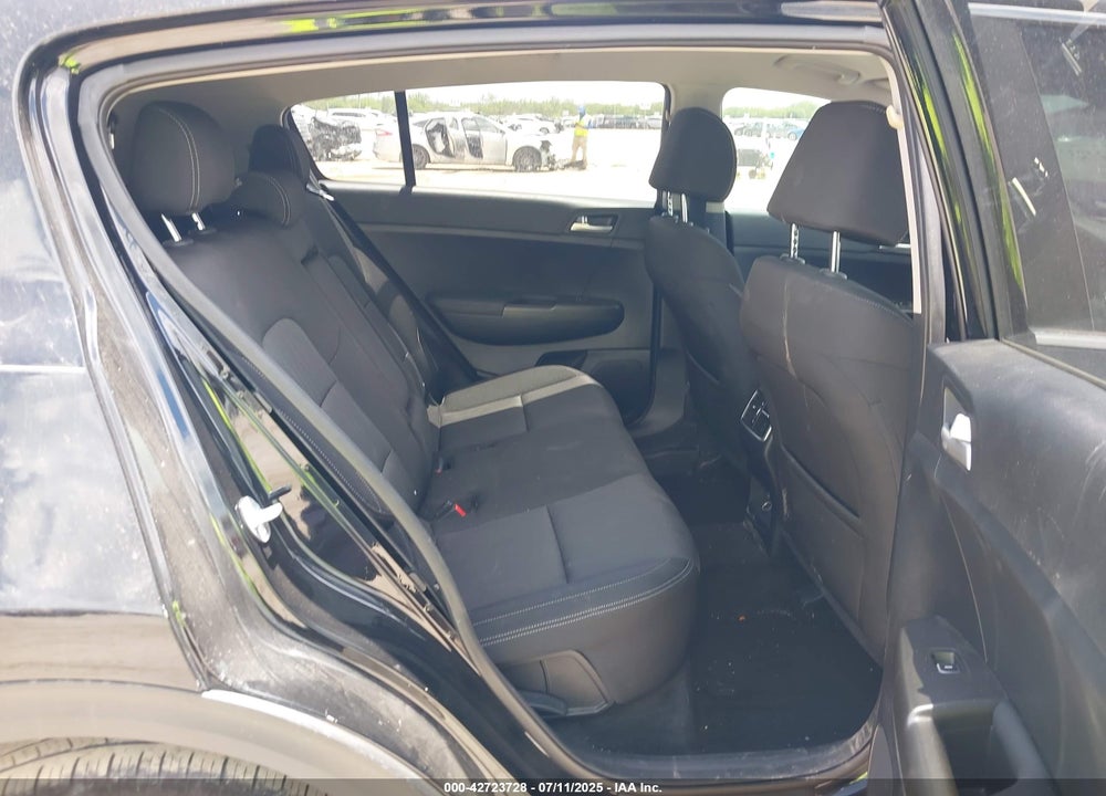 2020 KIA SPORTAGE LX VIN: KNDPM3AC9L7781173