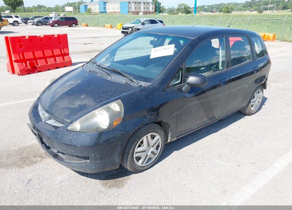 2008 HONDA FIT VIN: JHMGD37458S060061