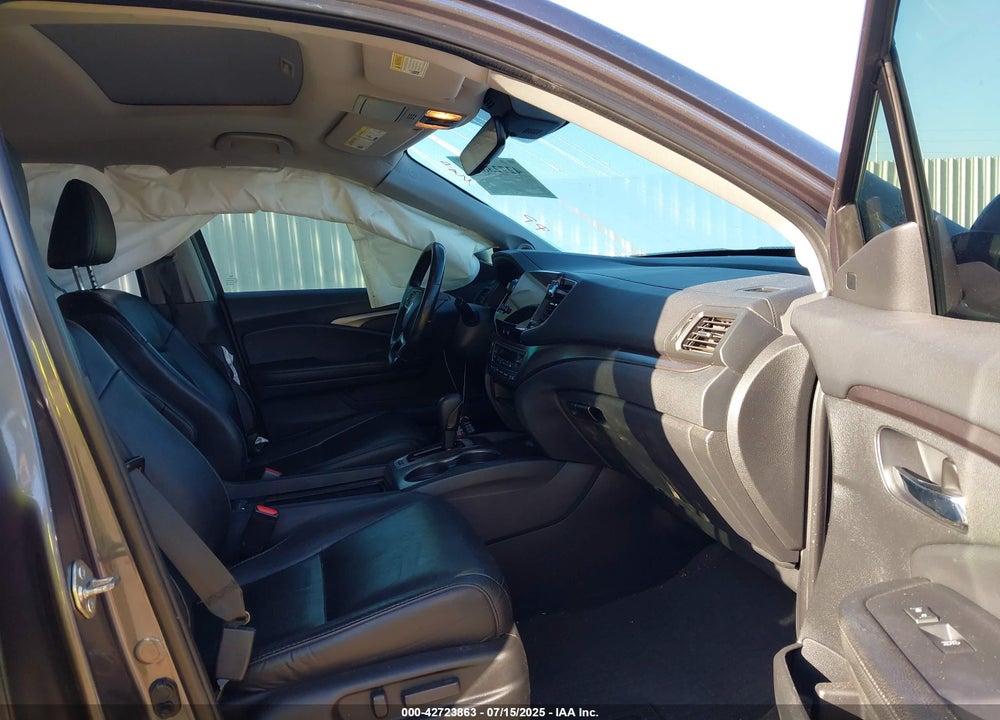 2020 HONDA PILOT VIN: 5FNYF5H58LB009744