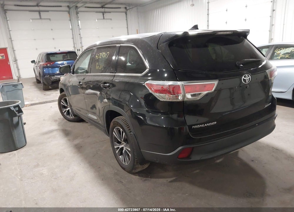2016 TOYOTA HIGHLANDER VIN: 5TDJKRFHXGS235187