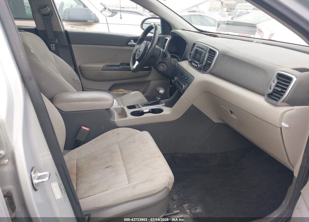 2017 KIA SPORTAGE VIN: KNDPM3AC1H7087410