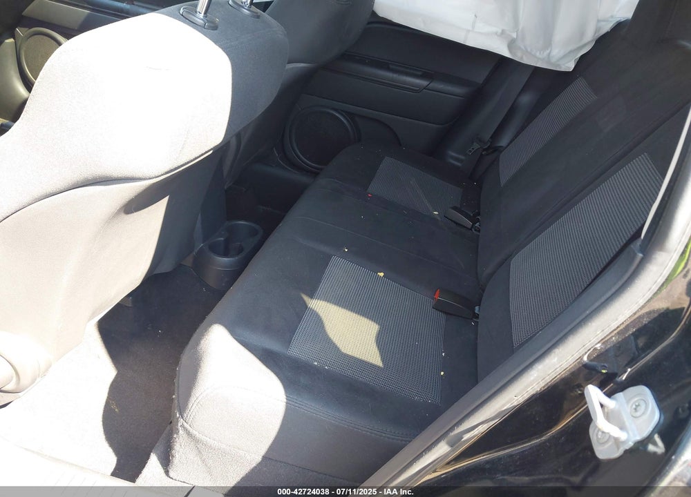 2011 JEEP COMPASS VIN: 1J4NT1FB0BD189931