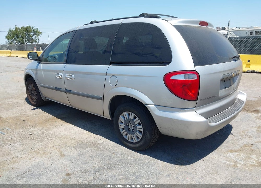 2007 CHRYSLER TOWN & COUNTRY LX VIN: 1A4GJ45R97B179934