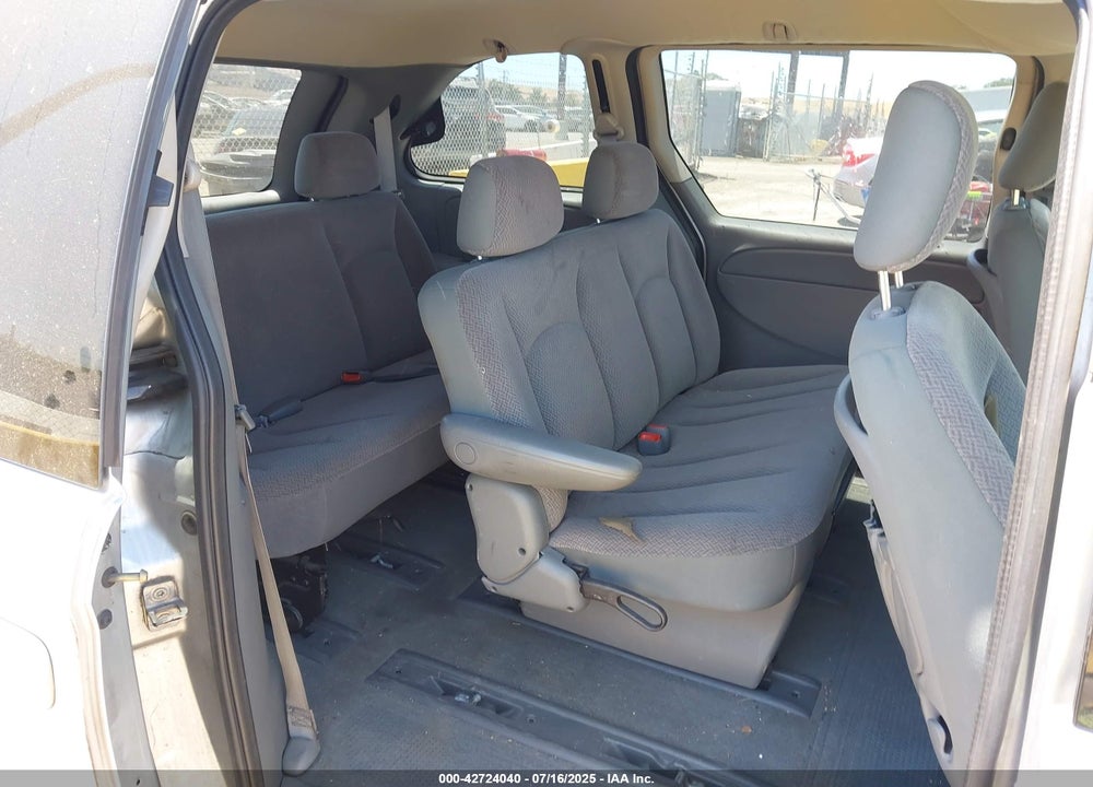 2007 CHRYSLER TOWN & COUNTRY LX VIN: 1A4GJ45R97B179934