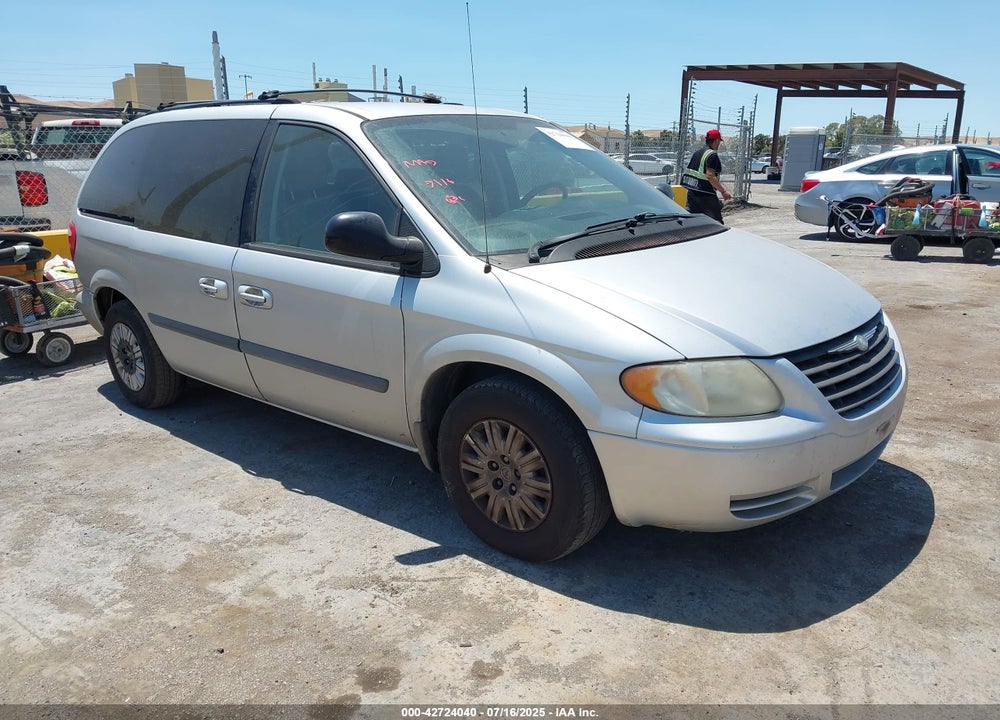 2007 CHRYSLER TOWN & COUNTRY LX VIN: 1A4GJ45R97B179934