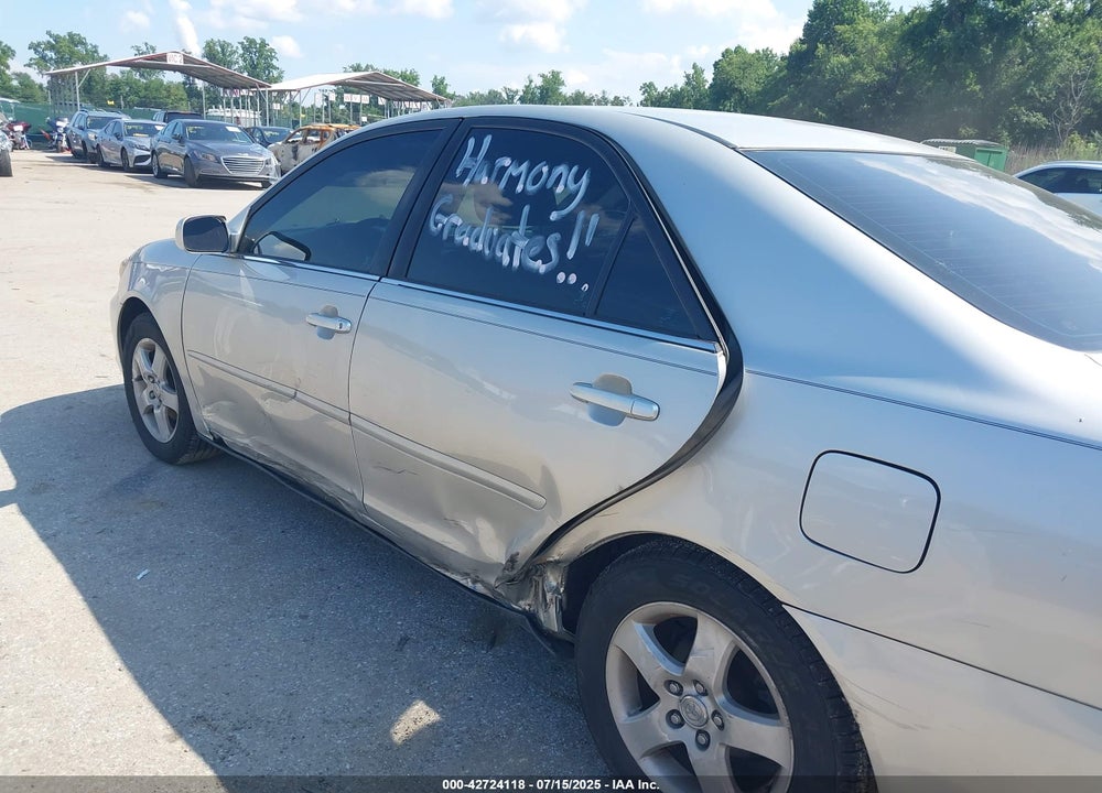 2004 TOYOTA CAMRY SE VIN: 4T1BE32K14U841524
