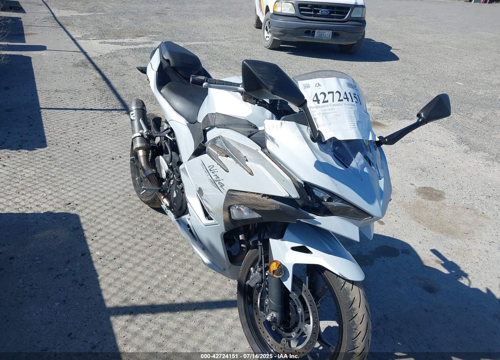 2024 KAWASAKI EX500 VIN: ML5EXGG1XRDA12829