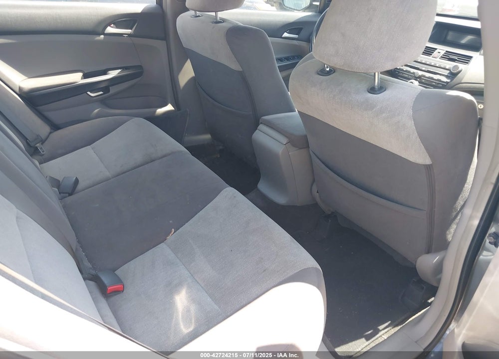 2008 HONDA ACCORD VIN: 1HGCP26438A113169