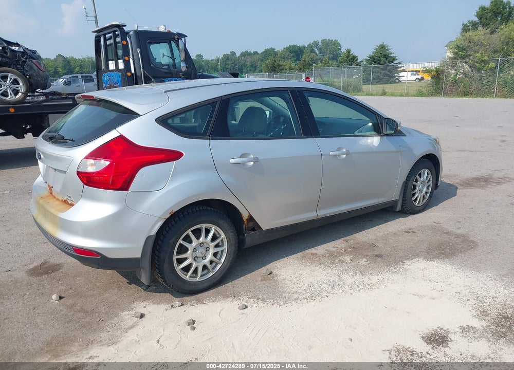 2013 FORD FOCUS VIN: 1FADP3K23DL137053
