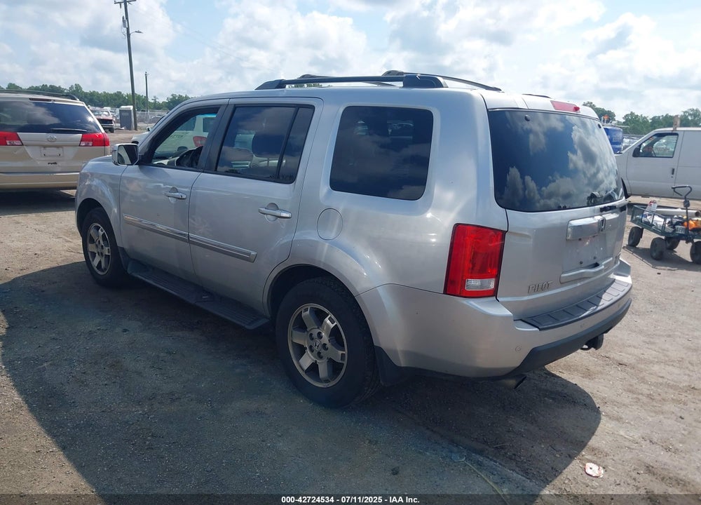 2011 HONDA PILOT VIN: 5FNYF4H99BB002247