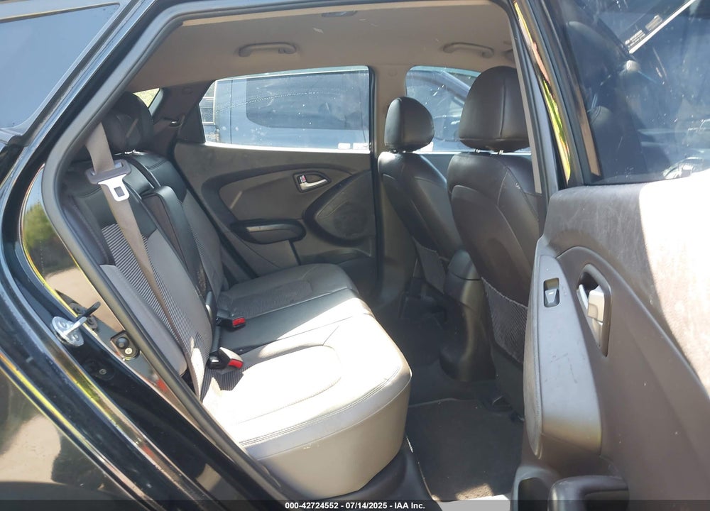 2013 HYUNDAI TUCSON VIN: KM8JUCAC8DU765826