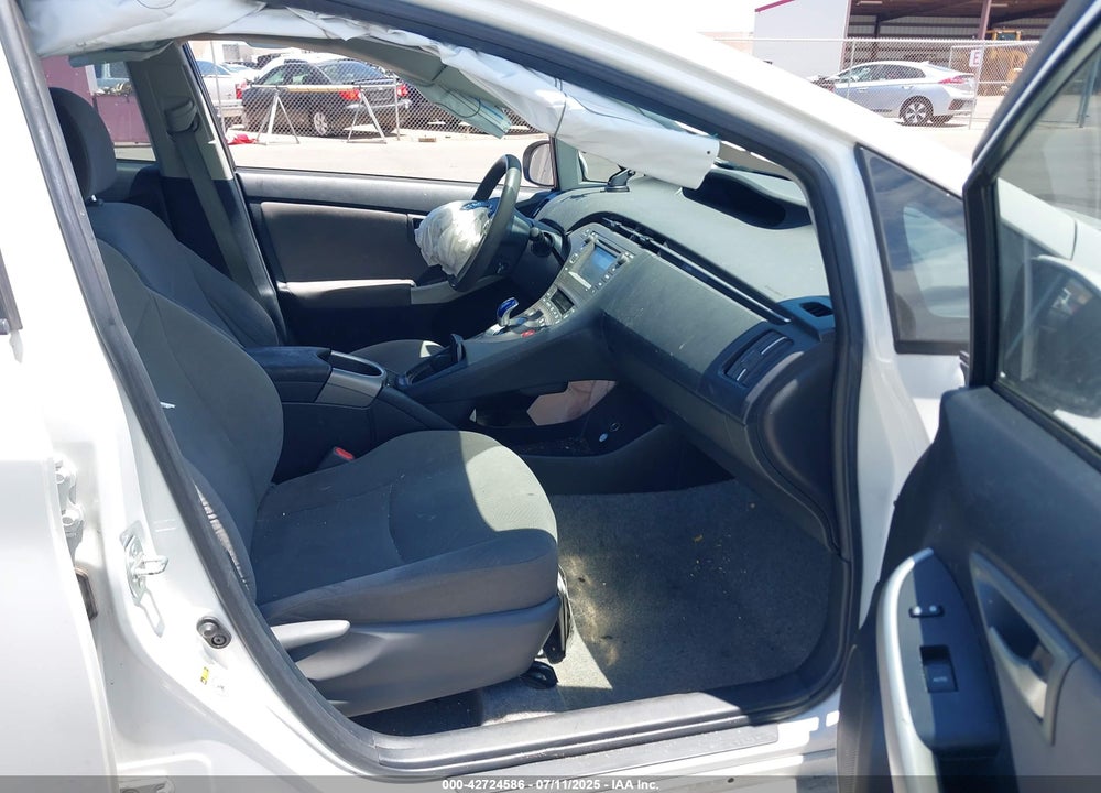 2014 TOYOTA PRIUS VIN: JTDKN3DU2E0357518