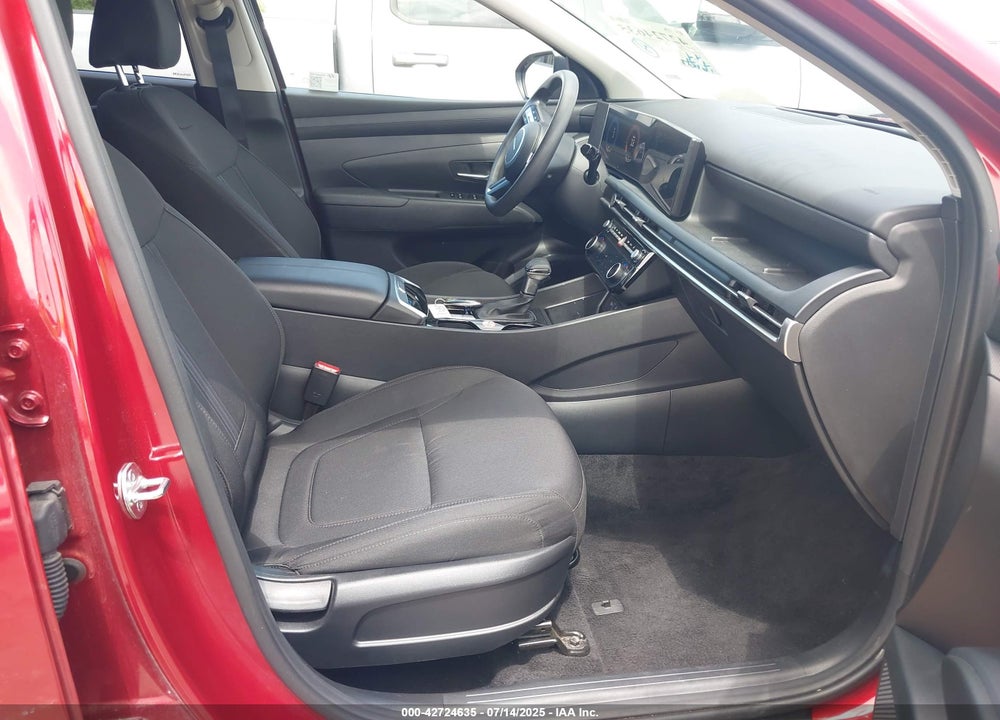 2025 HYUNDAI TUCSON VIN: 5NMJBCDE6SH462622