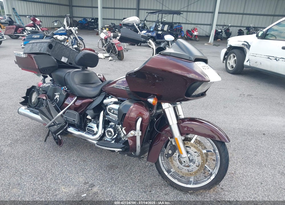 2019 HARLEY-DAVIDSON FLTRU VIN: 1HD1KGF1XKB616916
