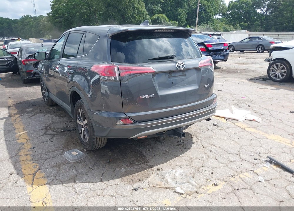 2018 TOYOTA RAV4 XLE VIN: 2T3WFREV4JW410508