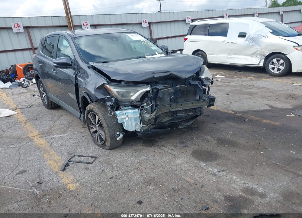 2018 TOYOTA RAV4 XLE VIN: 2T3WFREV4JW410508