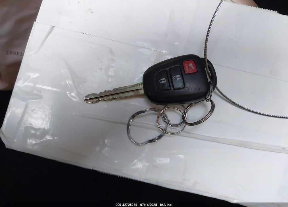 2018 TOYOTA RAV4 VIN: 2T3ZFREV4JW488560