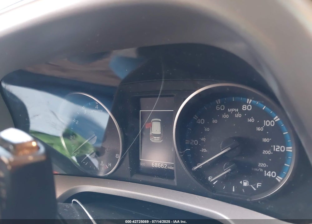 2018 TOYOTA RAV4 VIN: 2T3ZFREV4JW488560