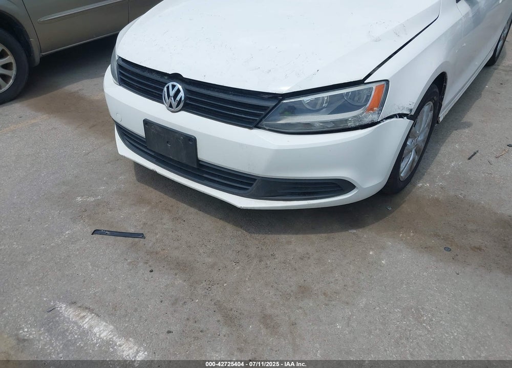 2011 VOLKSWAGEN JETTA VIN: 3VWDX7AJXBM348012