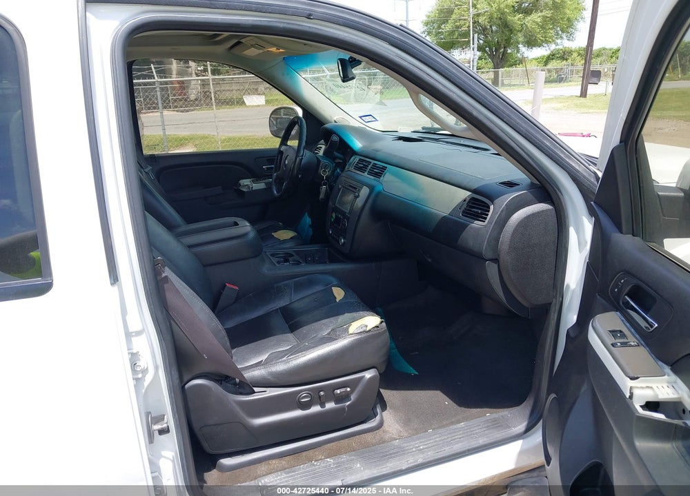 2013 CHEVROLET SUBURBAN 1500 VIN: 1GNSCJE07DR185476