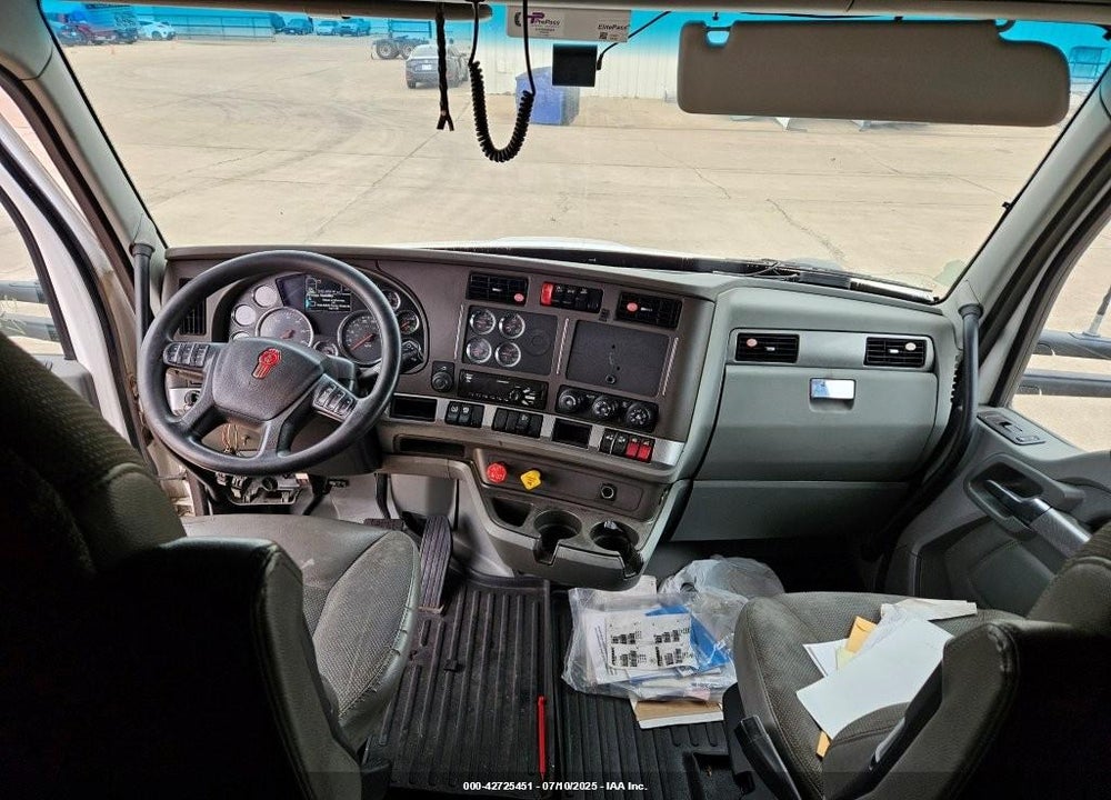 2019 KENWORTH T680 VIN: 1XKYDP9X3KJ278263