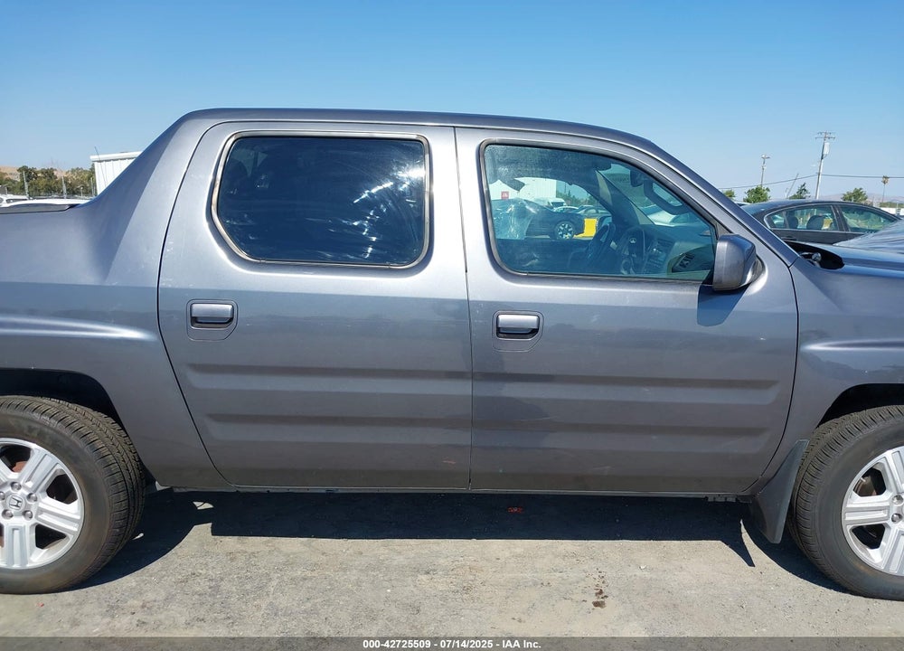 2014 HONDA RIDGELINE VIN: 5FPYK1F53EB001939