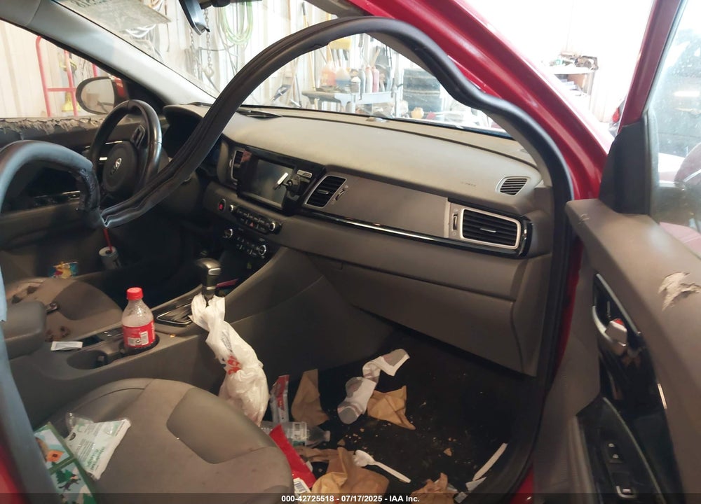 2017 KIA NIRO VIN: KNDCC3LC7H5068886