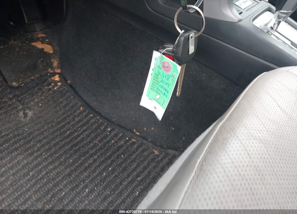 2015 SUBARU FORESTER VIN: JF2SJAHC4FH815324