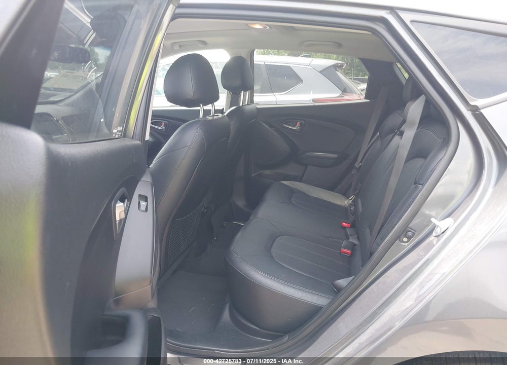 2015 HYUNDAI TUCSON VIN: KM8JUCAG3FU959640