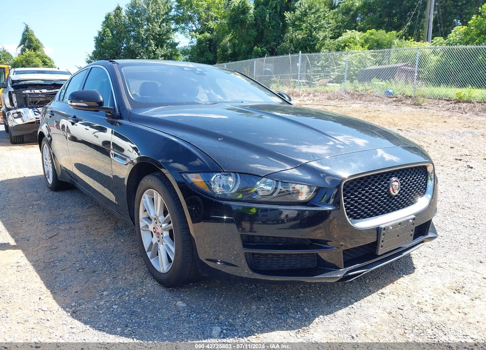 2017 JAGUAR XE VIN: SAJAJ4BN0HA956426