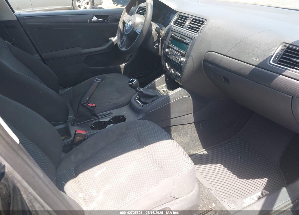 2012 VOLKSWAGEN JETTA VIN: 3VW1K7AJ8CM337786