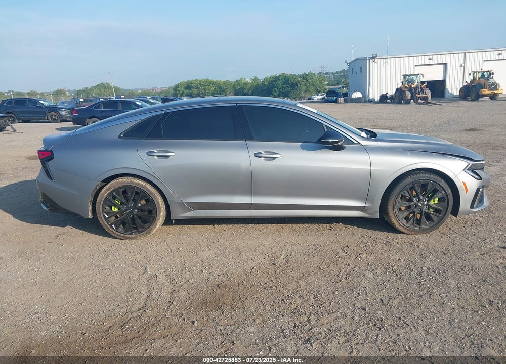 2025 KIA K5 VIN: KNAG44J8XS5340953