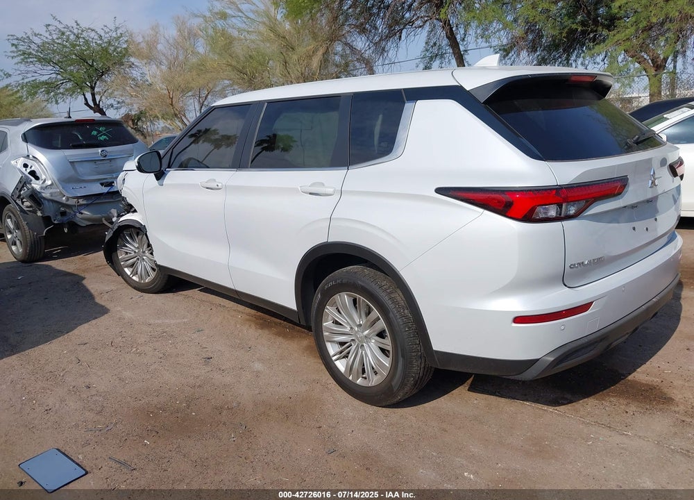 2024 MITSUBISHI OUTLANDER ES 2.5 2WD VIN: JA4J3UA88RZ090038