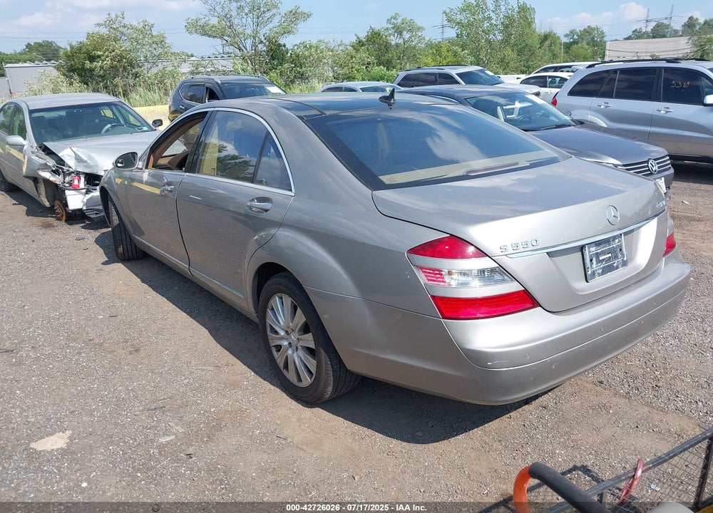 2007 MERCEDES-BENZ S 550 4MATIC VIN: WDDNG86X27A100857