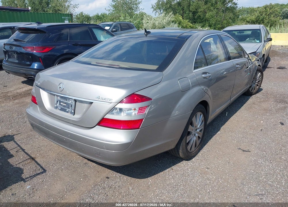 2007 MERCEDES-BENZ S 550 4MATIC VIN: WDDNG86X27A100857