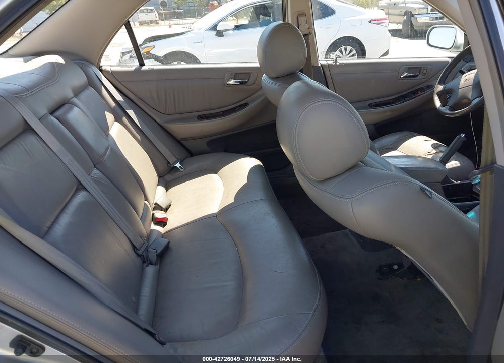 2001 HONDA ACCORD 3.0 EX VIN: 1HGCG16551A032697