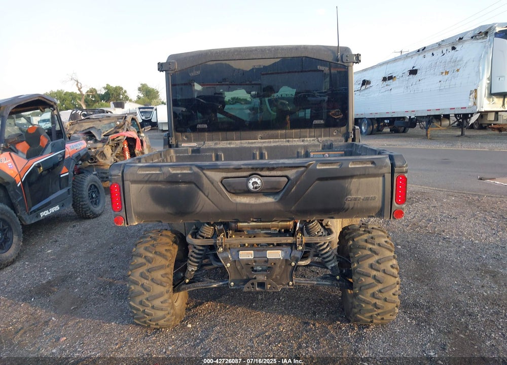 2025 CAN-AM DEFENDER MAX LIMITED CAB HD10/LONE STAR HD10 VIN: 3JBUUAX43SK022237