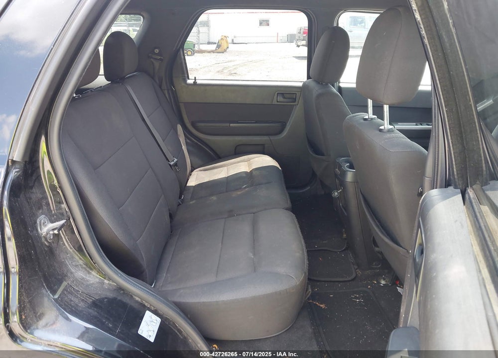 2010 FORD ESCAPE VIN: 1FMCU0D79AKC35684
