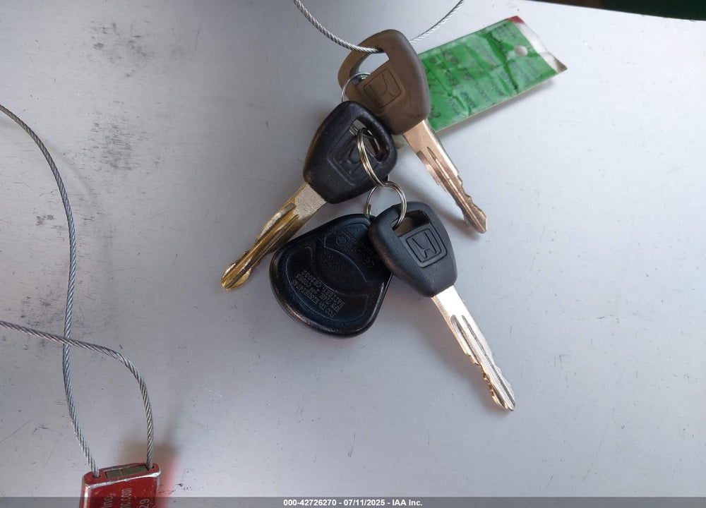 1998 HONDA ACCORD LX VIN: 1HGCG5642WA270058
