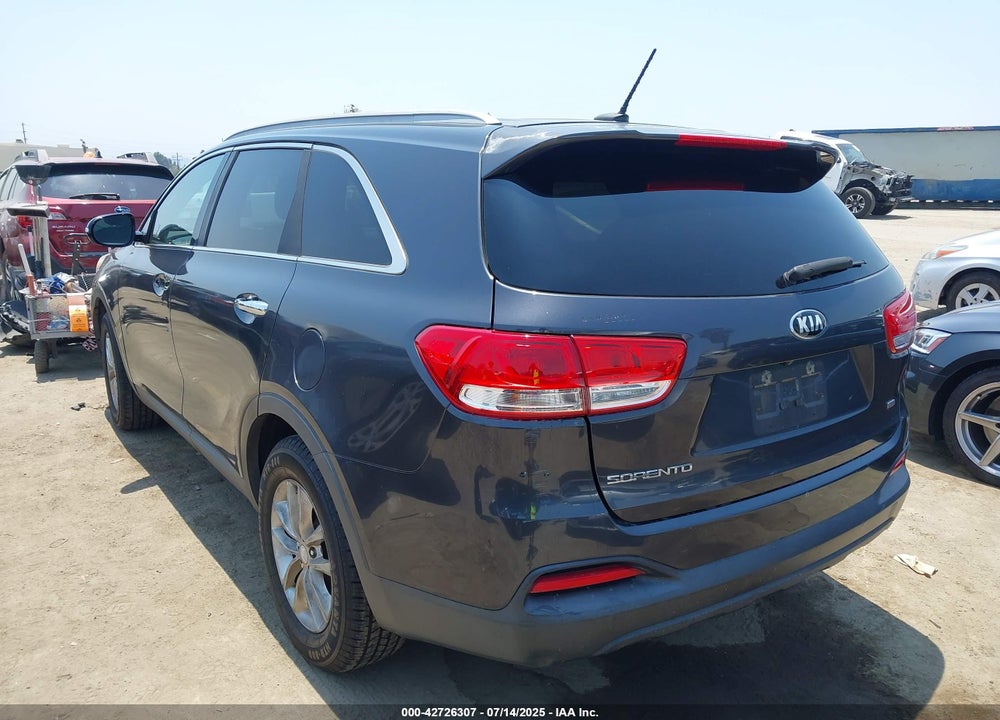 2016 KIA SORENTO VIN: 5XYPG4A36GG170717