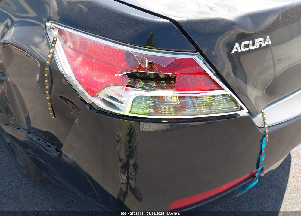 2010 ACURA TL VIN: 19UUA8F29AA019083