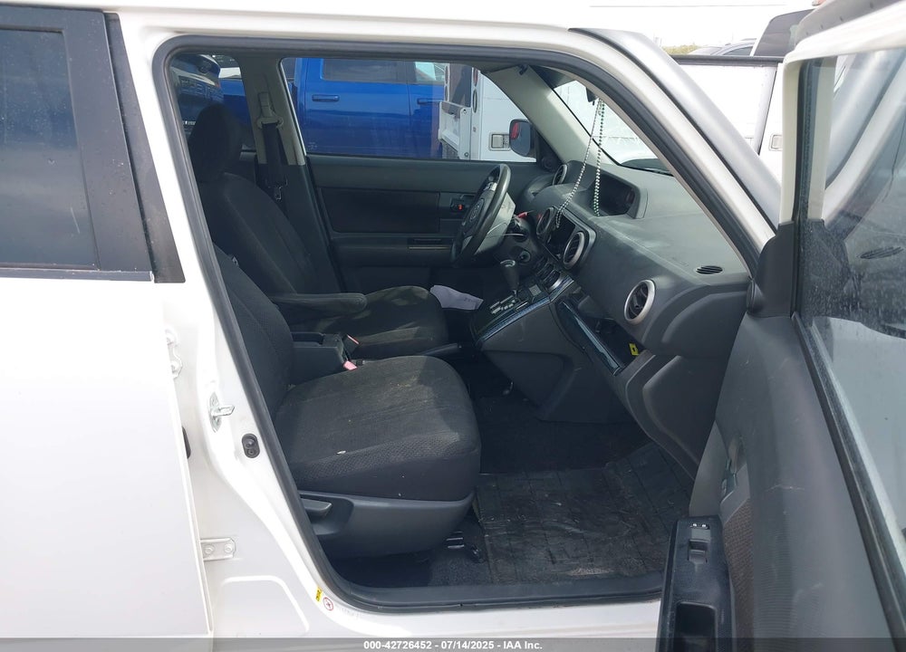 2009 SCION XB VIN: JTLKE50E291084336
