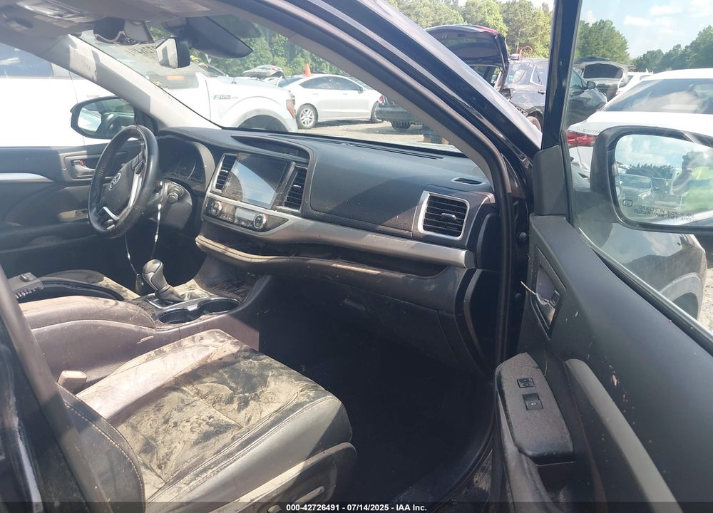 2019 TOYOTA HIGHLANDER VIN: 5TDJZRFHXKS998265