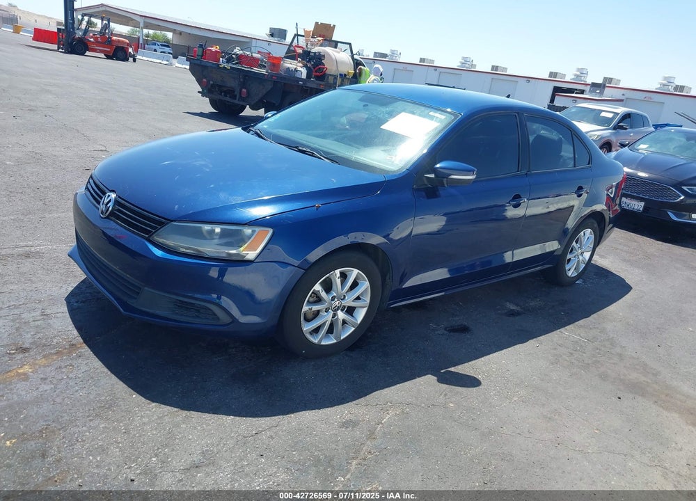 2011 VOLKSWAGEN JETTA VIN: 3VWDZ7AJ2BM340240