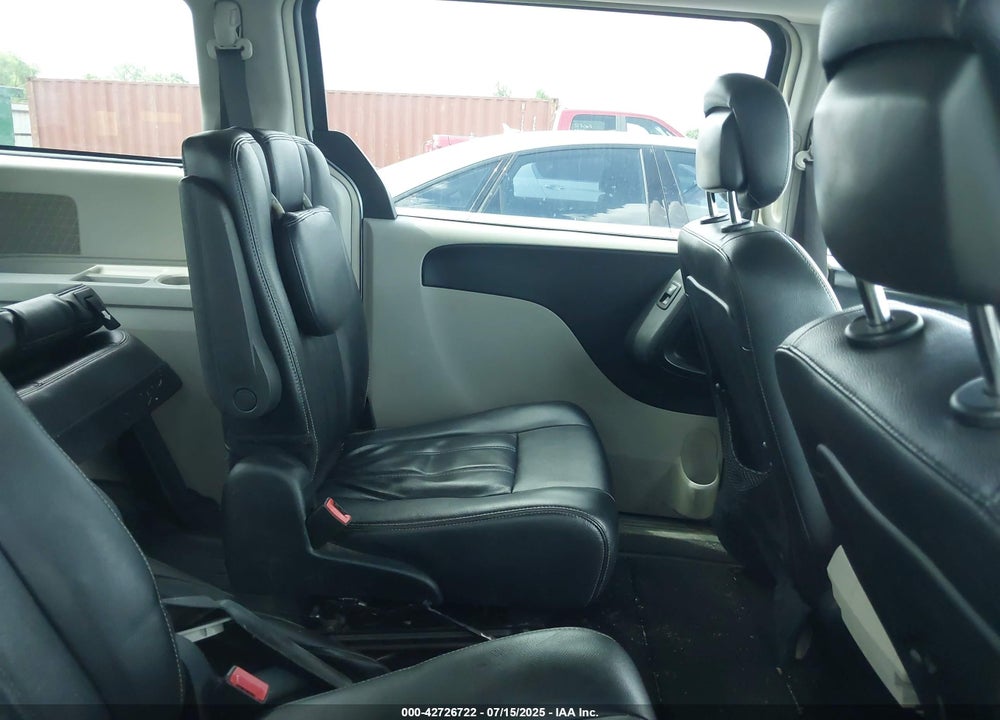 2016 CHRYSLER TOWN & COUNTRY TOURING VIN: 2C4RC1BG1GR293468