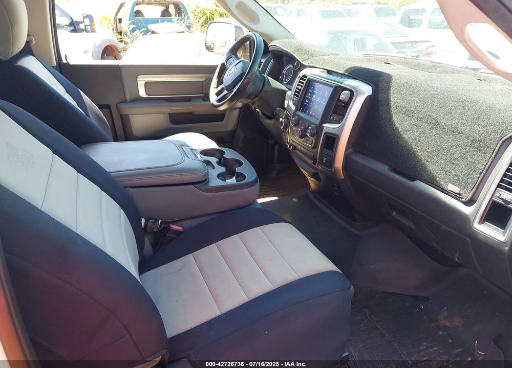 2018 RAM 1500 VIN: 3C6JR7BT7JG214966