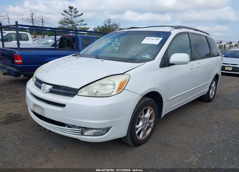 2004 TOYOTA SIENNA XLE VIN: 5TDZA22C44S131779